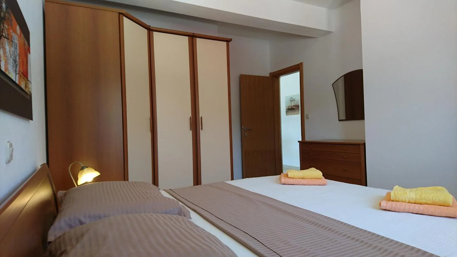 Holiday Home Lota Starigrad Paklenica Chorvatsko