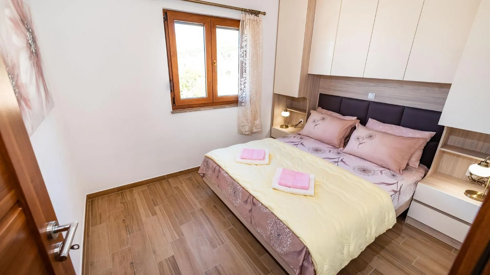 Holiday Home Lota Starigrad Paklenica