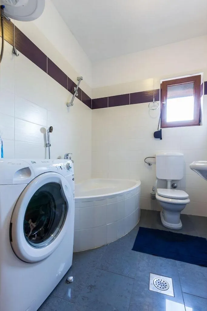 Holiday Home Lota Starigrad Paklenica