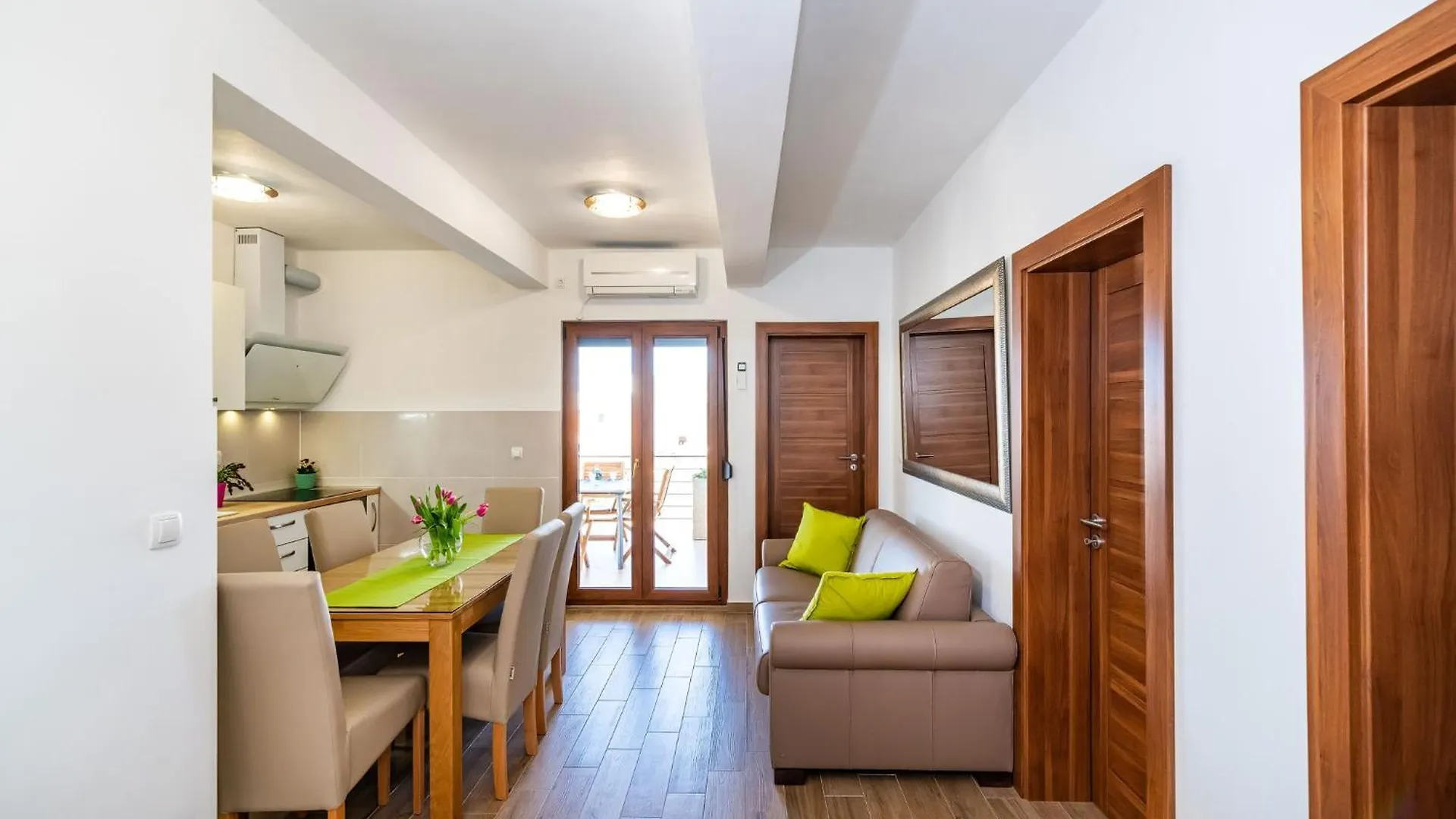 Holiday Home Lota Starigrad Paklenica Chorvatsko