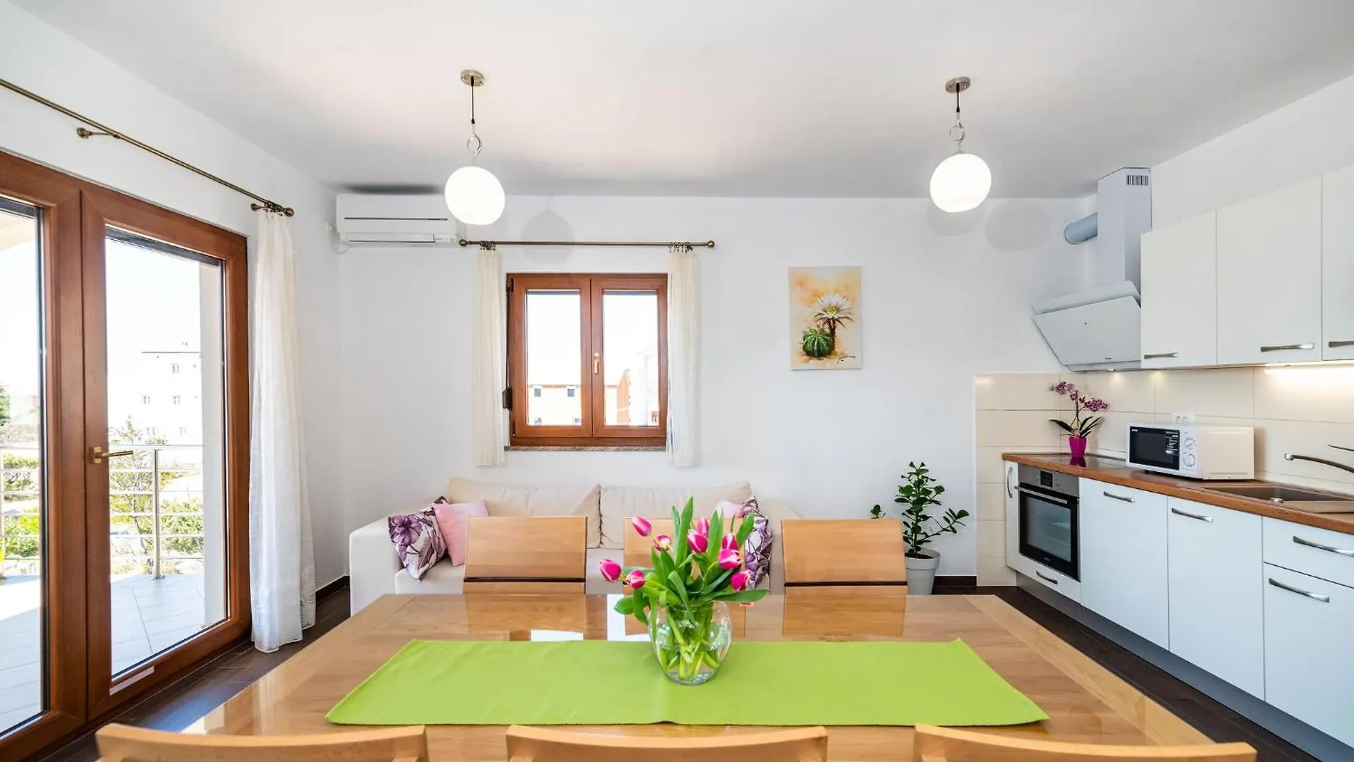 Holiday Home Lota Starigrad Paklenica