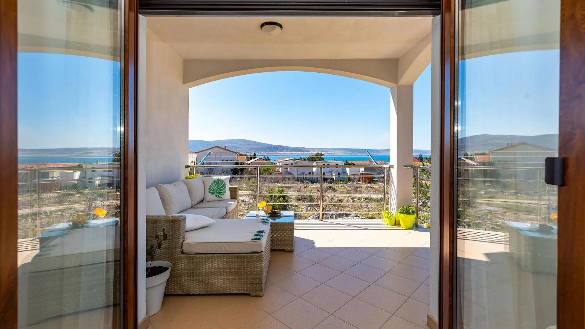 Holiday Home Lota Starigrad Paklenica