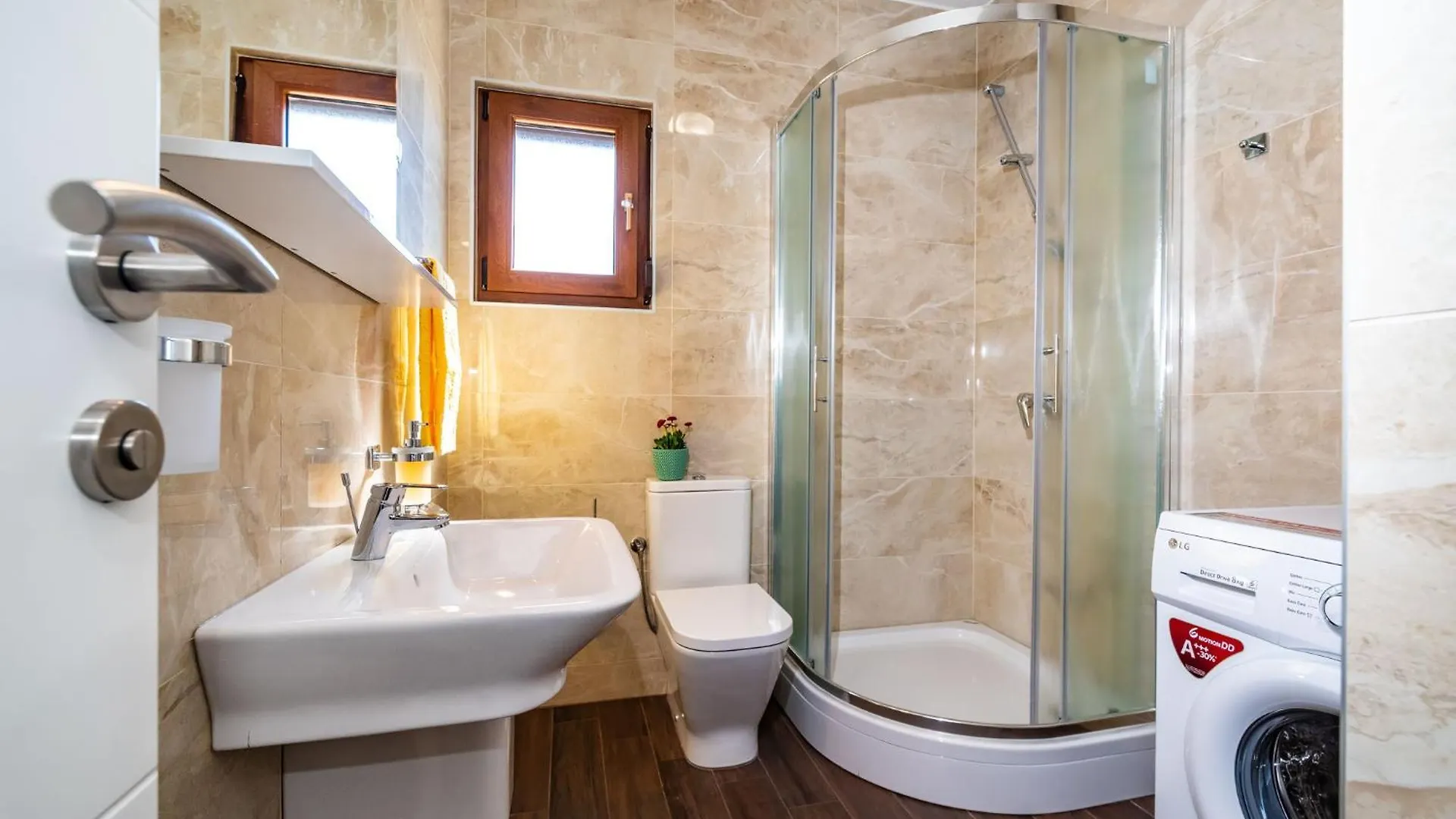 Holiday Home Lota Starigrad Paklenica