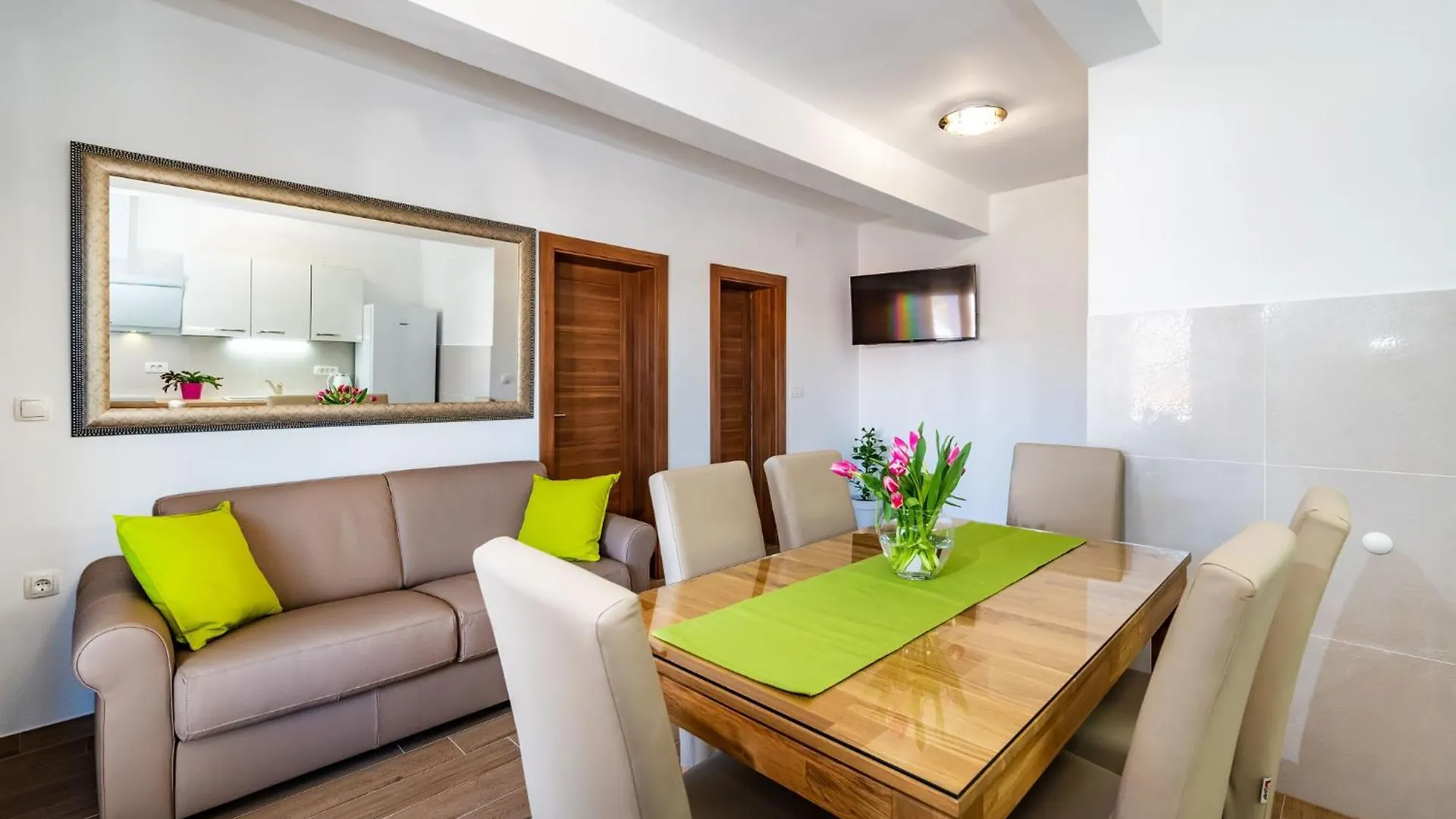 Holiday Home Lota Starigrad Paklenica