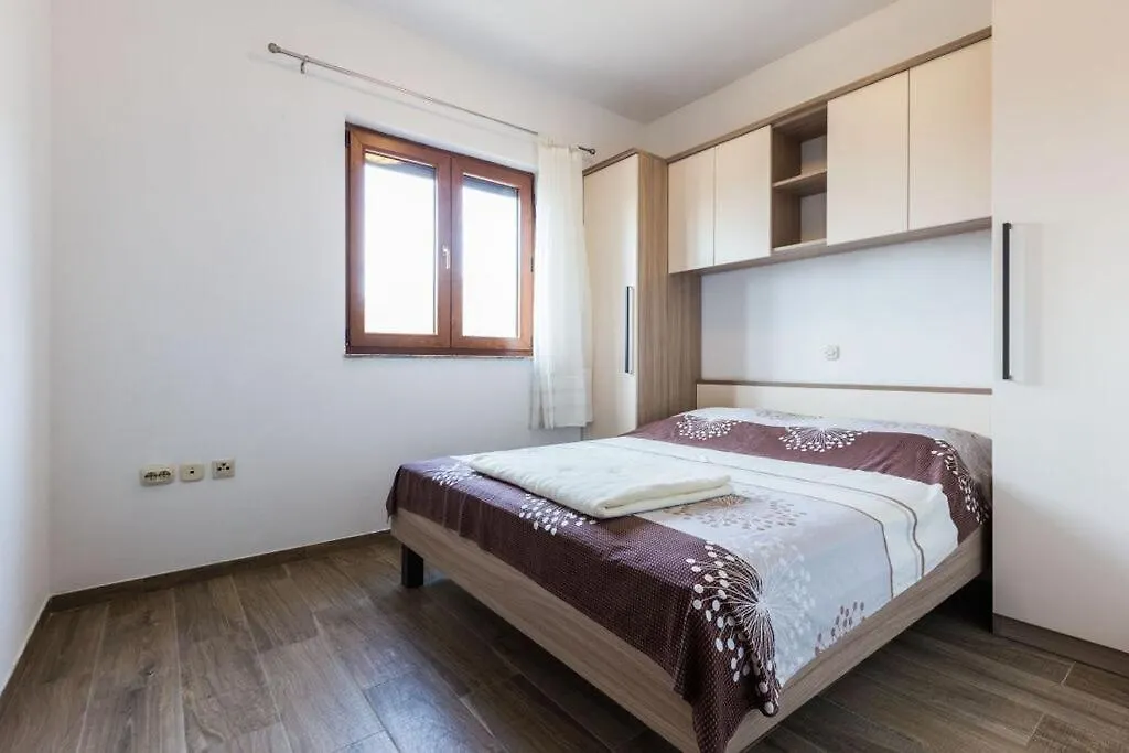Holiday Home Lota Starigrad Paklenica Croatia